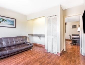 Econo Lodge Inn & Suites フロリダシティ 部屋 写真